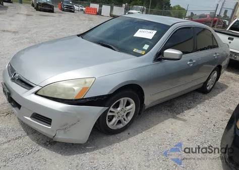 2006 Honda Accord 2.4 Se z USA, uszkodzony, nr VIN 1HGCM56336A144520
